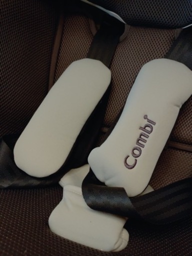 コンビ　ISOFIX  エッグショック　ZB-690  ベージュ