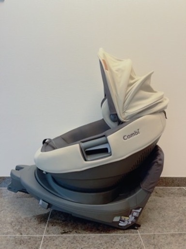 コンビ　ISOFIX  エッグショック　ZB-690  ベージュ