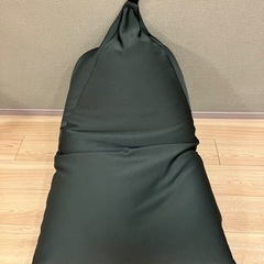 ゆったり座れるビーズソファ(ほぼ新品)