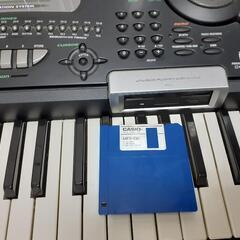 売り切れ★CASIO CTK-731 キーボード 電子 シンセサイザー（動作確認済）の画像