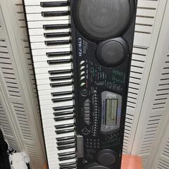 売り切れ★CASIO CTK-731 キーボード 電子 シンセサイザー（動作確認済）の画像