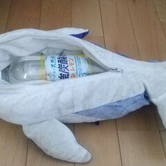 イルカのリュックの画像
