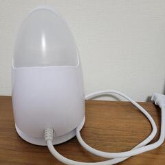 スチーマー美顔器＋未使用化粧水ハンドクリームなどの美容セットの画像