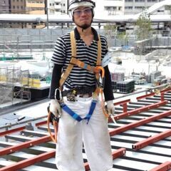 週払い可！！建築金物取付職人募集！！学歴不問、未経験者歓迎、経験者大歓迎、お気軽にお問い合わせください！の画像
