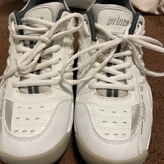 テニスシューズ　prince 24.0 レディース
