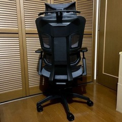 フットレスト付き高機能ワークチェアGrowSpica Proの画像