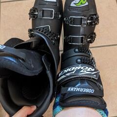 Nordica レーシング スキーブーツの画像