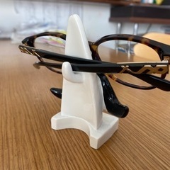 メガネ置きの画像