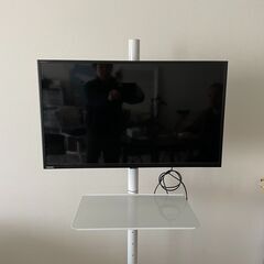 2021年製の東芝の液晶テレビ＋テレビ台　＊小伝馬町まで取りに来ていただける方限定の画像