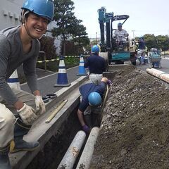 残業なし！上下水道工事の現場作業スタッフ募集◎学歴・経験不問です◎の画像