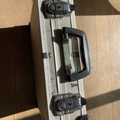 アタッシュケース　手渡し　345×260×90の画像