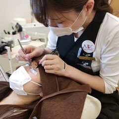 アイリストアイデザイナー☆正社員募集！未経験者もブランクの方も大...