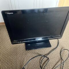 SHARP液晶テレビ19型　2012年製引取のみ