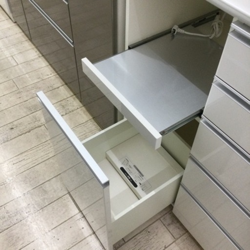 【✨人気ブランド❗️ホワイト❗️ハイカウンター❗️4口コンセント❗️収納力抜群❗️✨】定価¥189,000 Pamouna/パモウナ2