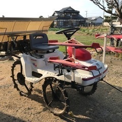 田植え機(4条植え)