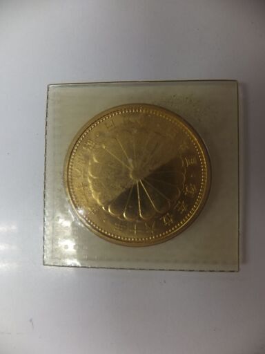 10万円金貨　天皇陛下御在位60年記念　天皇陛下御即位記念　十万円金貨　2種類