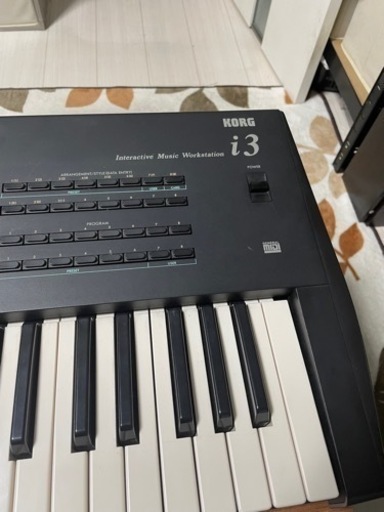 KORG i3