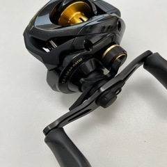シマノ  バスワンXT 左巻き、アブ クロスフィールド