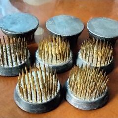 残り3個！ミニ剣山　一個50円！の画像
