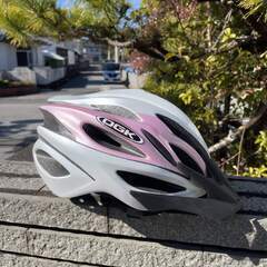 自転車用　ヘルメット