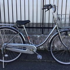 ＜整備・美品＞ブリヂストン 26インチ自転車・シルバー・サドル、鍵は新品・PAYPAYポイント10％サービス月間・不要自転車無料引取り有