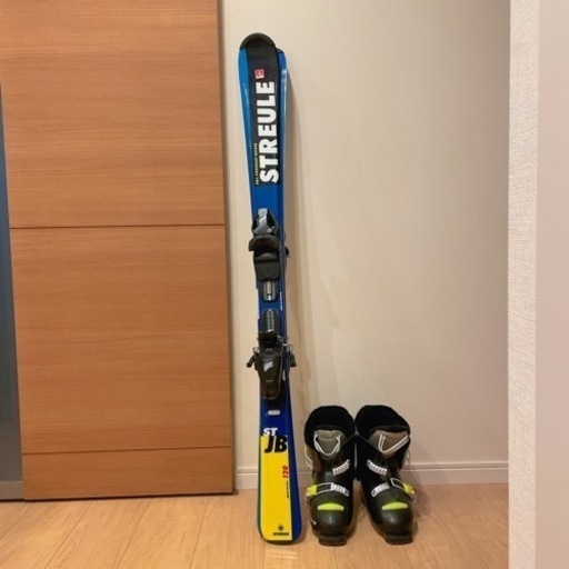 中古　120cmスキー板　ビンディング　22cmブーツ