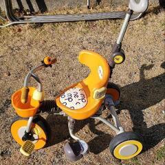 オレンジの三輪車です　早い者勝ちの画像