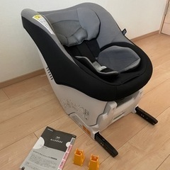 エールべべキュートフィックス　チャイルドシート