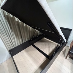 【定価80000円】跳ね上げ式ベッド セミダブル 収納 コンセント付　リフトアップ
