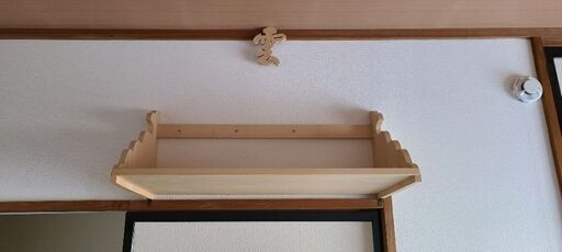 木曽ひのき製　神棚板　(雲付き)