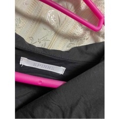 SPINNS トップスの画像