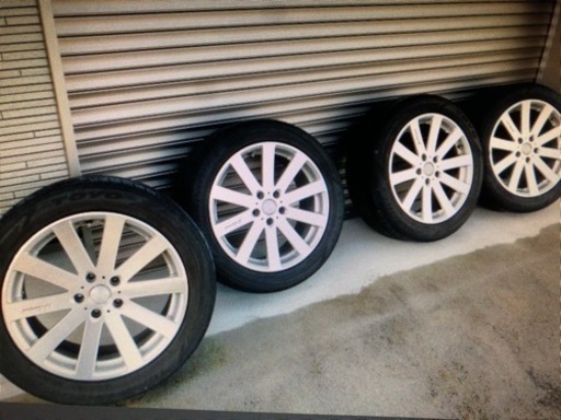 【決まりました】アルファード30系用アルミホイールタイヤセット