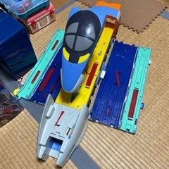 トミカ、プラレールの画像