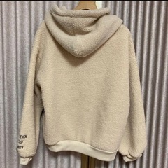 長袖ボアパーカー ページュの画像