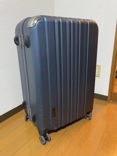 大きなスーツケース