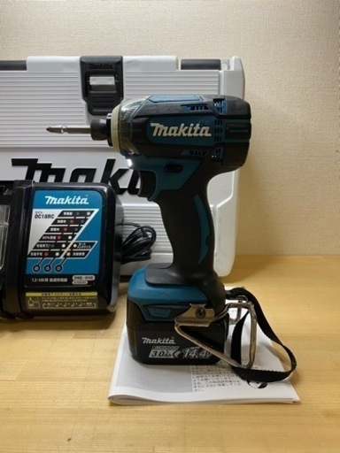 中古 マキタ　TD138D 14V 充電式インパクトドライバー　セット