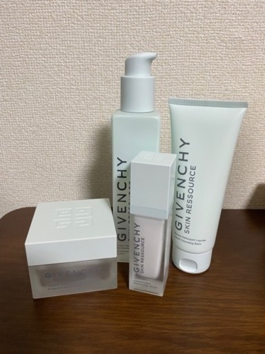 GIVENCHY(洗顔料、化粧水、美容液、クリーム)