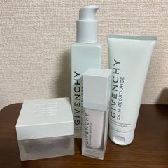 GIVENCHY(洗顔料、化粧水、美容液、クリーム)