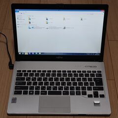 富士通 13.3インチ Core i5 10GB RAM 500GB HDD DVDスーパーマルチの画像