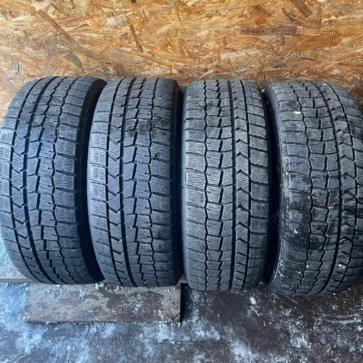 バリ山　DUNLOP ダンロップ　WM02 215/50R17 スタッドレス タイヤ　2019年製　17インチ