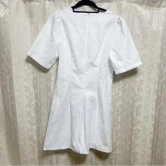 韓国 白ワンピースの画像