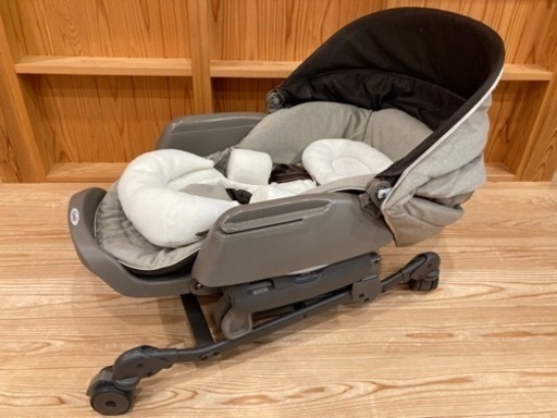 【美品・福島県内お届け可】コンビ 電動ゆりかご ネムリラ EG