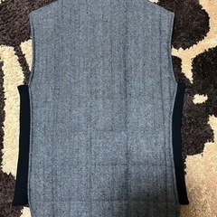 美品　ZARA  ベストの画像