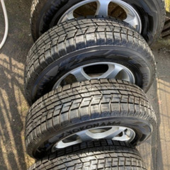 2本。スタッドレスタイヤ 175/70R13 アルミ付 13インチの画像