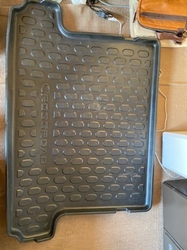 クロスロード　ラゲッジトレイ