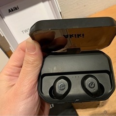 Akiki TWS-P10 Bluetoothイヤホン IPX7 防水 3500mAh充電式収納ケース付き 120時間連続駆動　値下げましたの画像