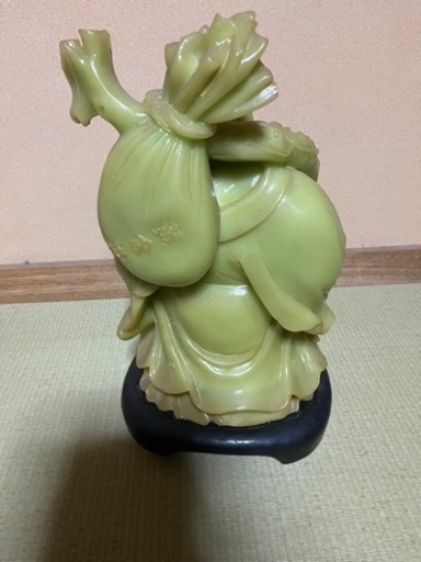 美術工芸品　　ヒスイ布袋様