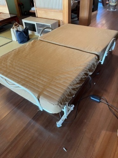 介護用　シングルベッド