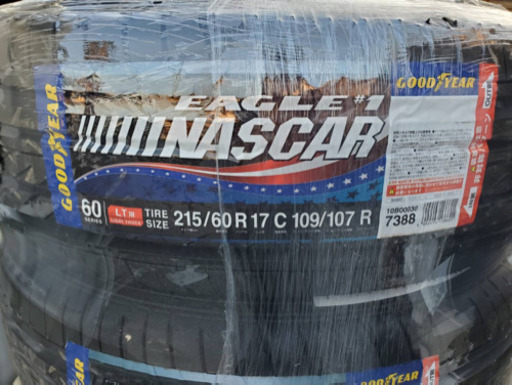 【最終値下げ】【新品】215/60R 17C GOOD YEAR EAGLE1 4本セット