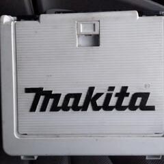 ケース中古　白